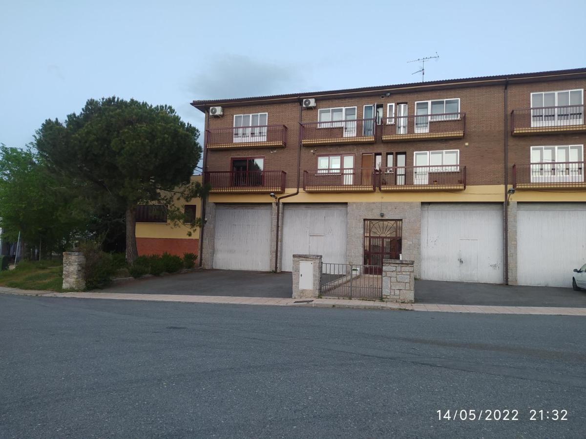 Piso Navas Apartment